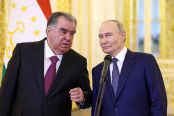 Tajikistan's President Rahmon on official visit to Russia