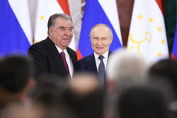 Tajikistan's President Rahmon on official visit to Russia