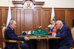 Russia’s President Putin meets with Kostroma Region Governor Sitnikov