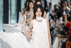 RIV NOBUHIKO Aut/Win 2025 Tokyo Runway