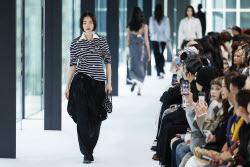 RIV NOBUHIKO Aut/Win 2025 Tokyo Runway