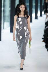 RIV NOBUHIKO Aut/Win 2025 Tokyo Runway
