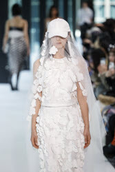 RIV NOBUHIKO Aut/Win 2025 Tokyo Runway