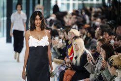 RIV NOBUHIKO Aut/Win 2025 Tokyo Runway