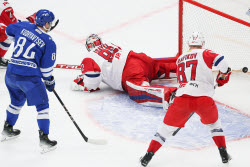 Kontinental Hockey League: Dynamo Moscow 1 - 4 Lokomotiv Yaroslavl