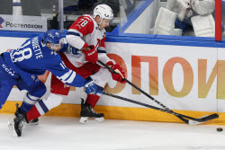 Kontinental Hockey League: Dynamo Moscow 1 - 4 Lokomotiv Yaroslavl