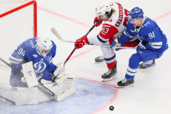 Kontinental Hockey League: Dynamo Moscow 1 - 4 Lokomotiv Yaroslavl