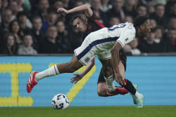 APTOPIX England Albania WCup Soccer. APTOPIX England Albania WCup Soccer