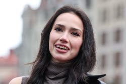 Olympic champion figure skater Alina Zagitova's medal unveiled at Rosa Khutor