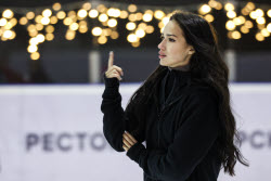 Olympic champion figure skater Alina Zagitova's medal unveiled at Rosa Khutor
