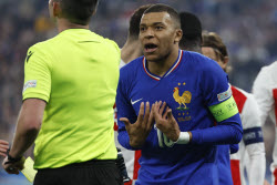 UEFA Nations League quarter-finals 2nd leg - France vs Croatia&#x9;