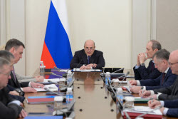 Оперативное совещание премьер-министра РФ Мишустина с вице-премьерами РФ