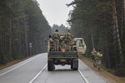 Четверо военнослужащих армии США пропали после учений на полигоне Пабраде в Литве
