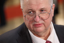 Рабочий визит вице-премьера РФ Оверчука в Китай