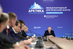 Рабочая поездка президента РФ Путина в Мурманскую область