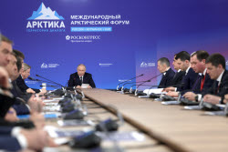 Рабочая поездка президента РФ Путина в Мурманскую область