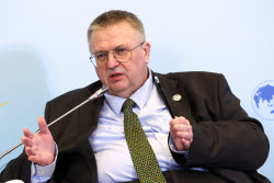 Рабочий визит вице-премьера РФ Оверчука в Китай