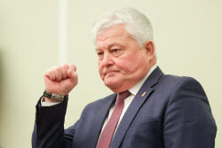 Представление врио губернатора Свердловской области Паслера