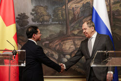 Foreign ministers of Russia and Vietnam meet in Moscow