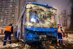 (+ВИДЕО) ДТП с двумя автобусами на юго-западе Москвы