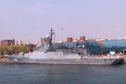 (+ВИДЕО) Выход кораблей ВМФ РФ из индийского порта Ченнаи
