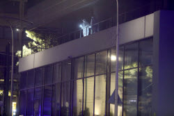 Explosion outside the Hellenic Train offices in Athens
