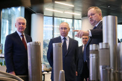 (+VIDEO) Russia's President Putin at Bauman Moscow State Technical University