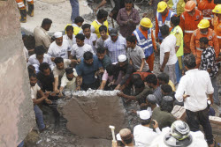 India Building Collapse