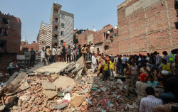 At least four killed in New Delhi building collapse
