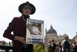 Pope Francis dies at the age of 88