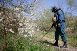 Demining of Lugan River in Lugansk People's Republic