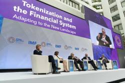 Global Finance