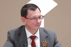 Award ceremony for "Torch of the National Technology Olympiad" Prize