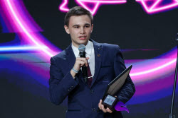 Award ceremony for "Torch of the National Technology Olympiad" Prize
