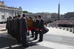 ITALY - REL - April 26, 2025 - Funeral Of Pope Francis In St. Peter'S Square