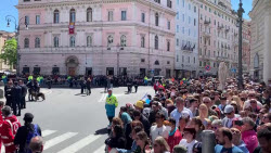 Thousands of faithful await outside Santa Maria Maggiore to bid fareweel to Francis