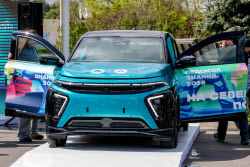 Atom electric car unveiled in Moscow