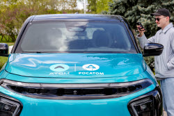 Atom electric car unveiled in Moscow