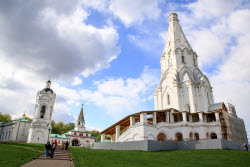 Весна в Москве