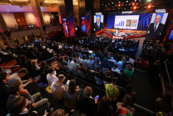 Znaniye.Pervye educational marathon in Moscow
