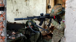 VIDEO. North Korean servicemen in combat training