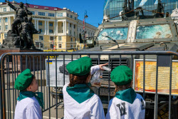 Выставка трофейной техники во Владивостоке