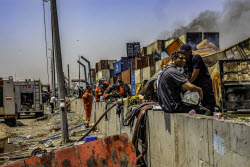 Death Toll in Iranian Port Explosion Rises to 70 - Iran
