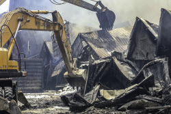 Death Toll in Iranian Port Explosion Rises to 70 - Iran