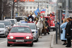 Parade marks Fire Service Day in Yekaterinburg, Russia