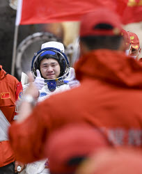 Shenzhou 19 Return Capsule Touches Down On Earth - China