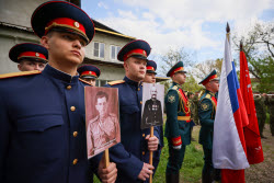 Parade for WWII veteran in Lugansk