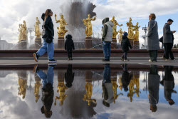 Fountain season starts in Moscow