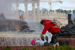 Fountain season starts in Moscow