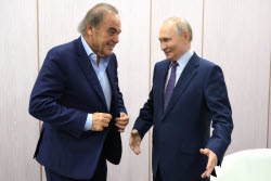 Встреча президента РФ Путина с режиссером Стоуном в Москве
